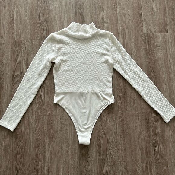 SHEIN Bodysuit  - Picture 5 of 9